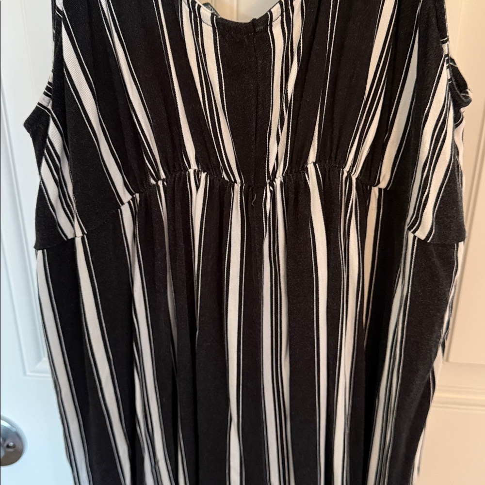 Wild Fable Black and White Striped Sleeveless Jumpsuit - Picture 5 of 6